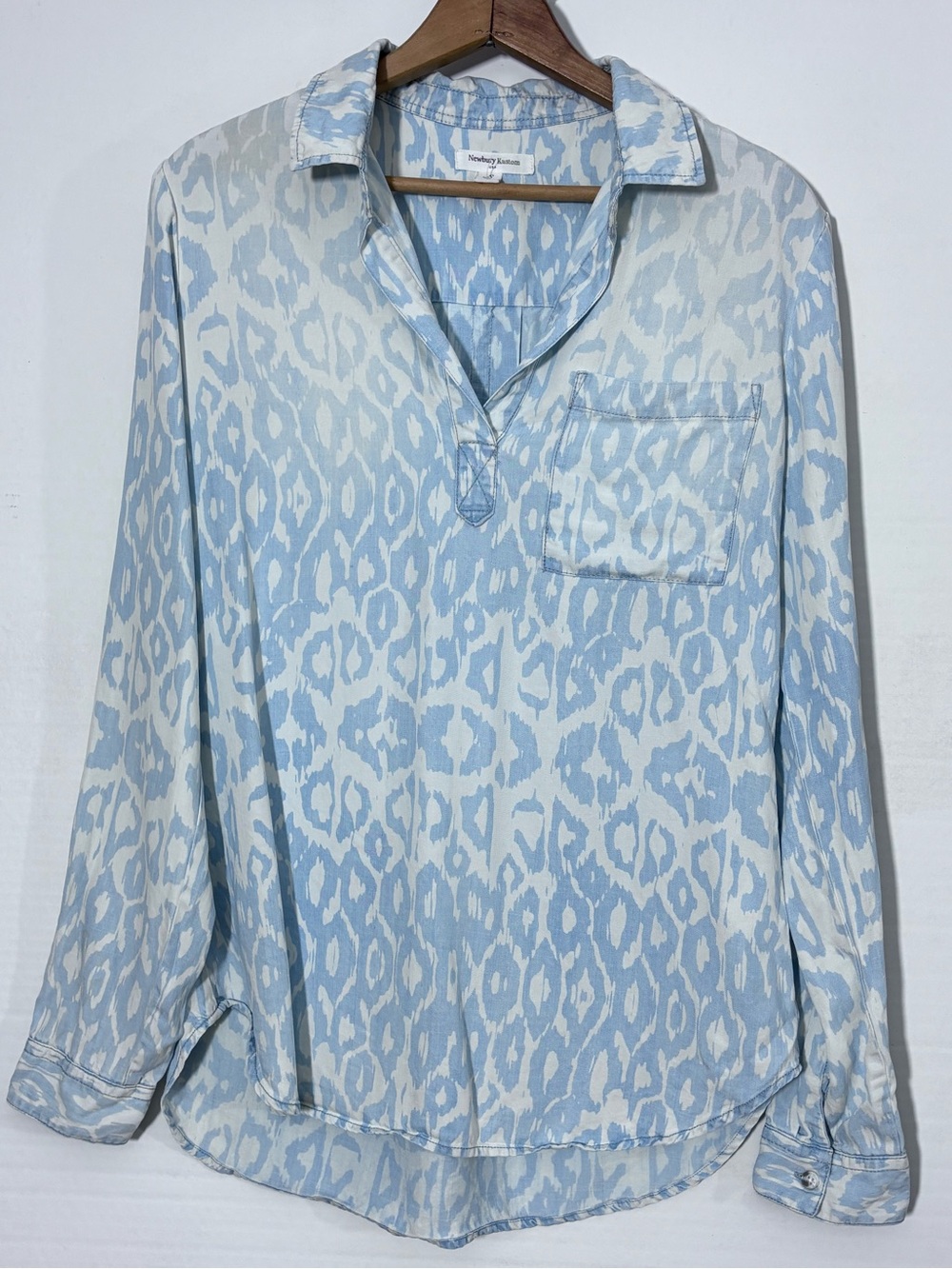 Animal Print Blue White Long sleeve Tunic Top Cheetah Leopard Distressed Small